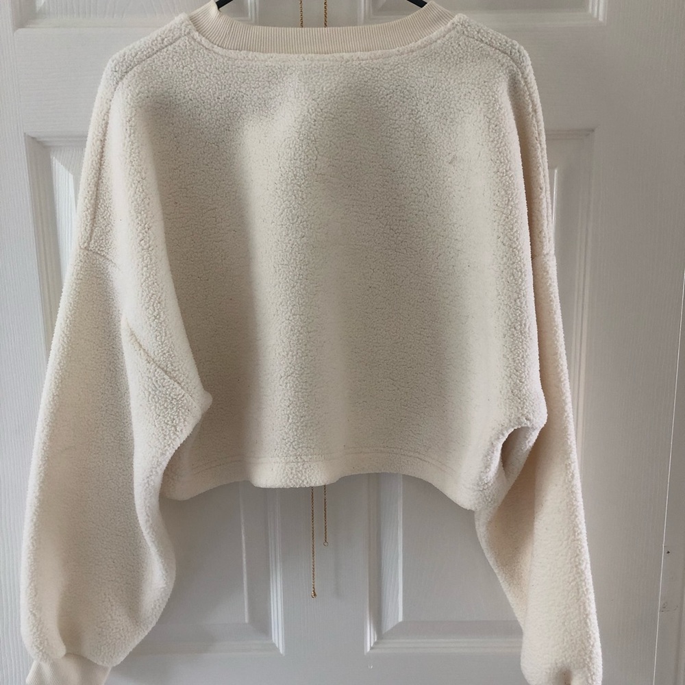 Cropped Crewneck - Aritzia